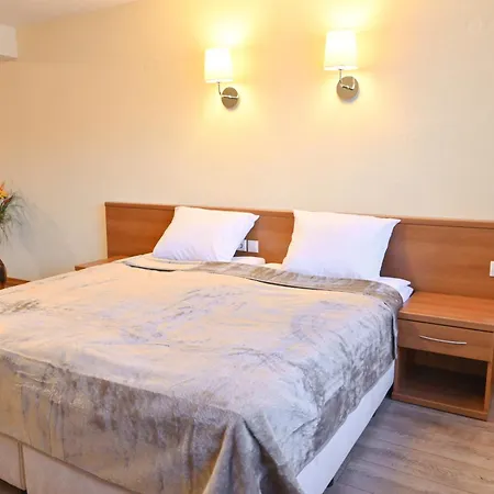 Guest house гранит 3*